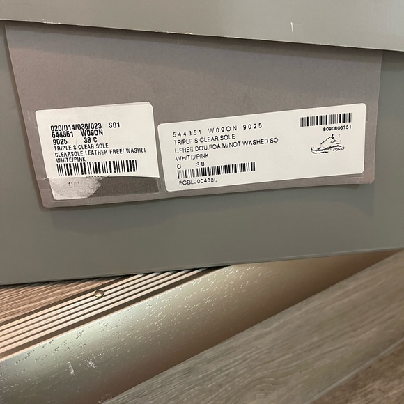 Brandnew Balenciaga Triple S Sneakers - Picture 5 of 7